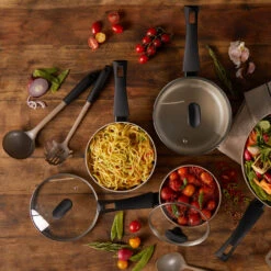 Salter Olympus 20 Cm Saucepan With Tempered Glass Lid, Non-Stick -Salter bw11109eu7 8n 58162.1688468157