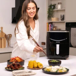 Salter XL Digital Steamer & Air Fryer – 6.5L Capacity, 1L Water Tank, 1700W -Salter ek5518 3 n 06563.1693416381