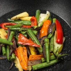 Salter Geo Hex Wok With Lid, 28 Cm -Salter geo hex wok with lid 28 cm salter bw08780 5054061356397 74044.1698134040